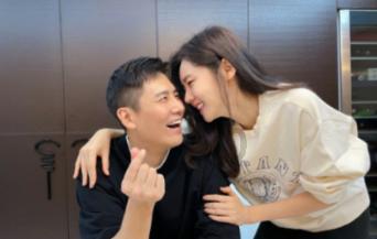 33岁女子怀双胞胎36周仍坚持健身，在怀孕期间能健身吗？游戏画面